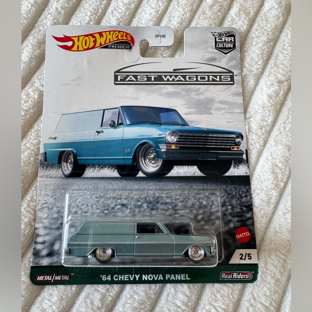 Hot Wheels Premium ’64 Chevy Nova Panel Fast Wagons 2/5